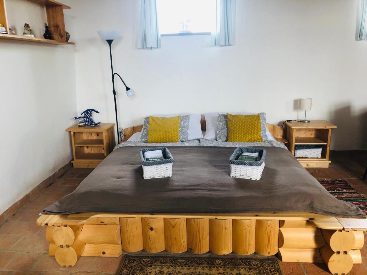 Hotel Edenkert Vendeghazak Pécsvárad Exteriér fotografie